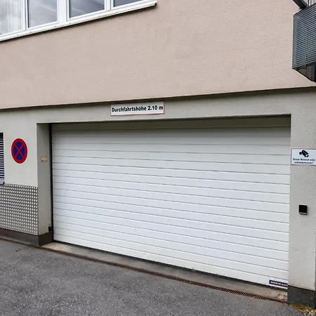 아파트 International House Zw 14 *